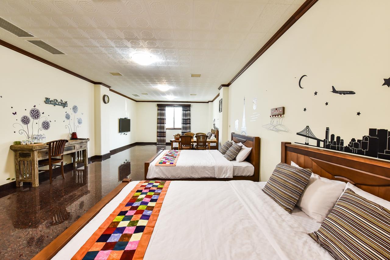 Tainan Yi Home Exterior photo